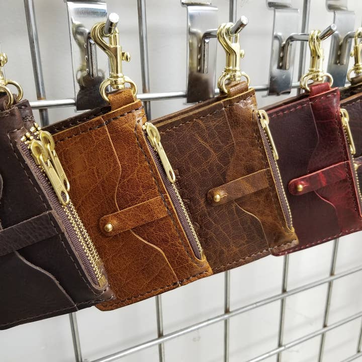 Mini pochette zippée pour la vente par Tania Alejandra - Texas Luxury Goods