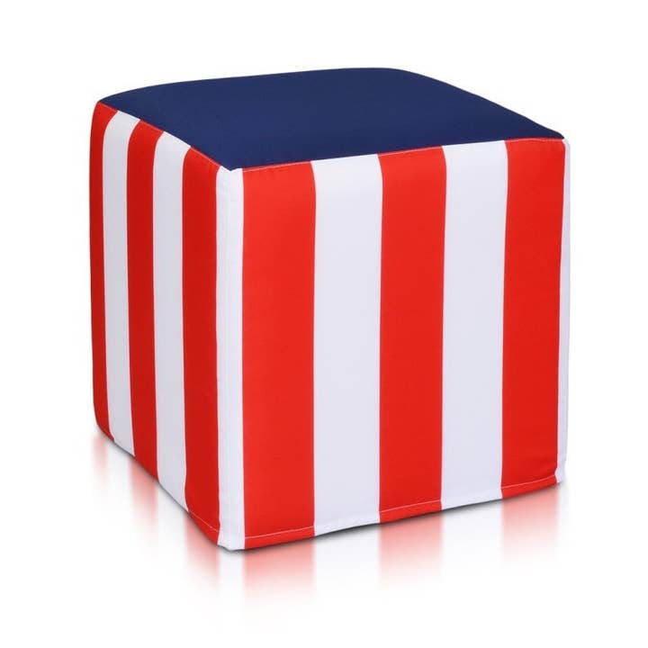 Pufmania – wholesale Sittpuff – Marinmönstrad Styv Kubpuff3