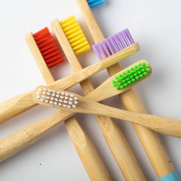 BribeUShop - Wholesale Toothbrush - Complete Bamboo Set4