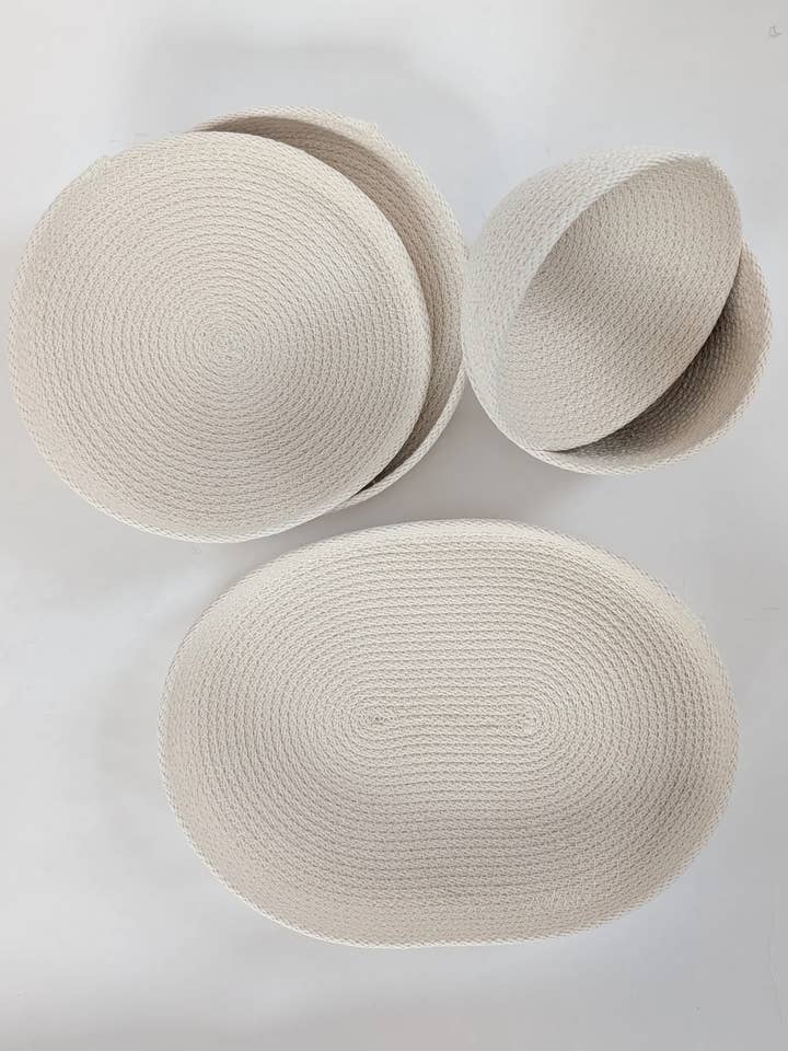 Collection de jeux de corde pour la vente par The Nestling Company