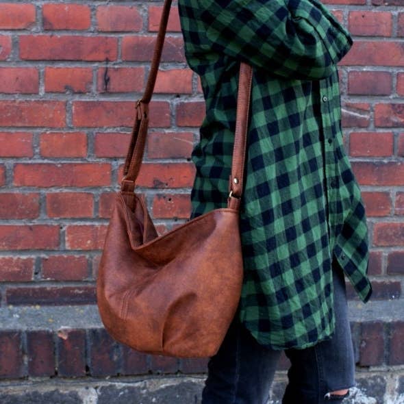 Mini sack vegan bag / brown bronze cognac for wholesale by Manufaktura MMS