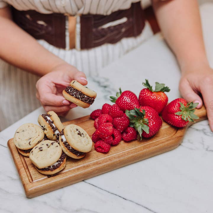Picnic Time Family of Brands - Wholesale Cutting Board - Botella Cheese Cutting Board & Serving Tray10
