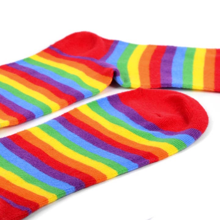 Selini New York - Wholesale Socks - Men's - Men's Rainbow Striped Novelty Socks - NVS19581
