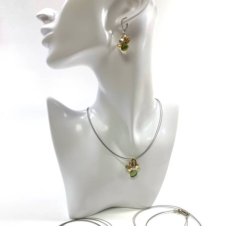 Christophe Poly / Crono Design – wholesale Jewellery set – SETS (KY) - Small Pendant WireNeck(K) 19" & LeverEar(X) Sets2