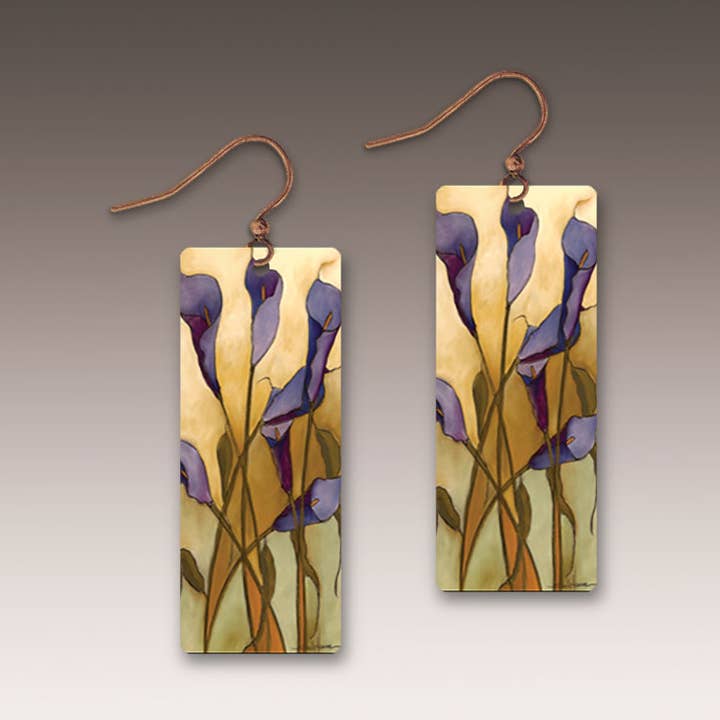 Pendientes rectangulares morados de Calla Lily hechos a mano para venta al por mayor de Illustrated Light & DC Designs
