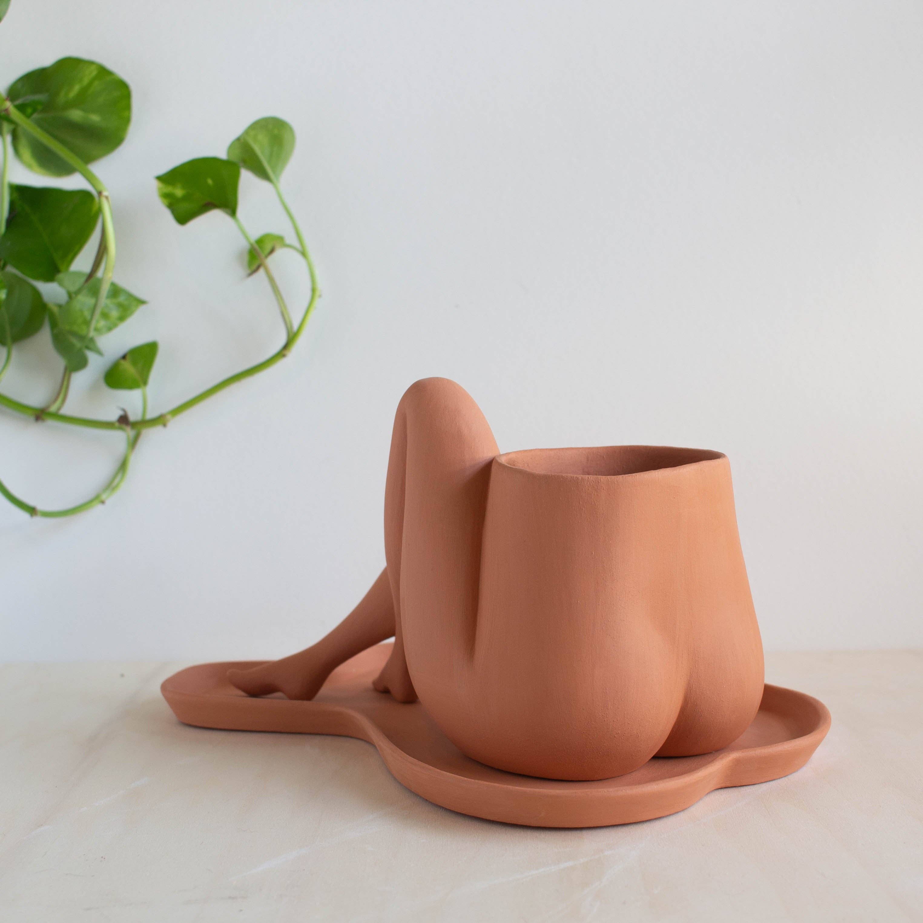 Doma Studios - Wholesale Plant Pot - Crossed Leggy - Terracotta6
