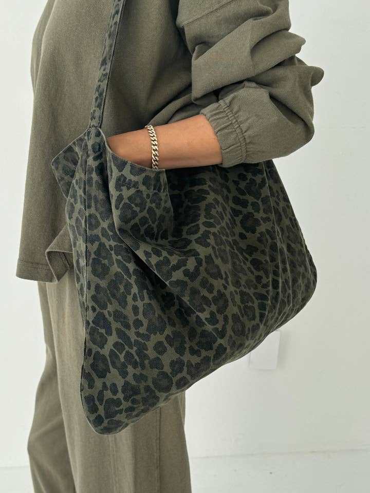 Happy Carry Bag (Wholesale) for wholesale by Le Bon Shoppe