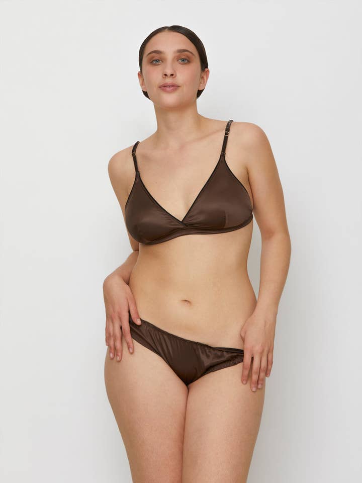 Cheeky Lover - Tanga aus Satin-Schokolade für den Großhandel von Chitè Milano