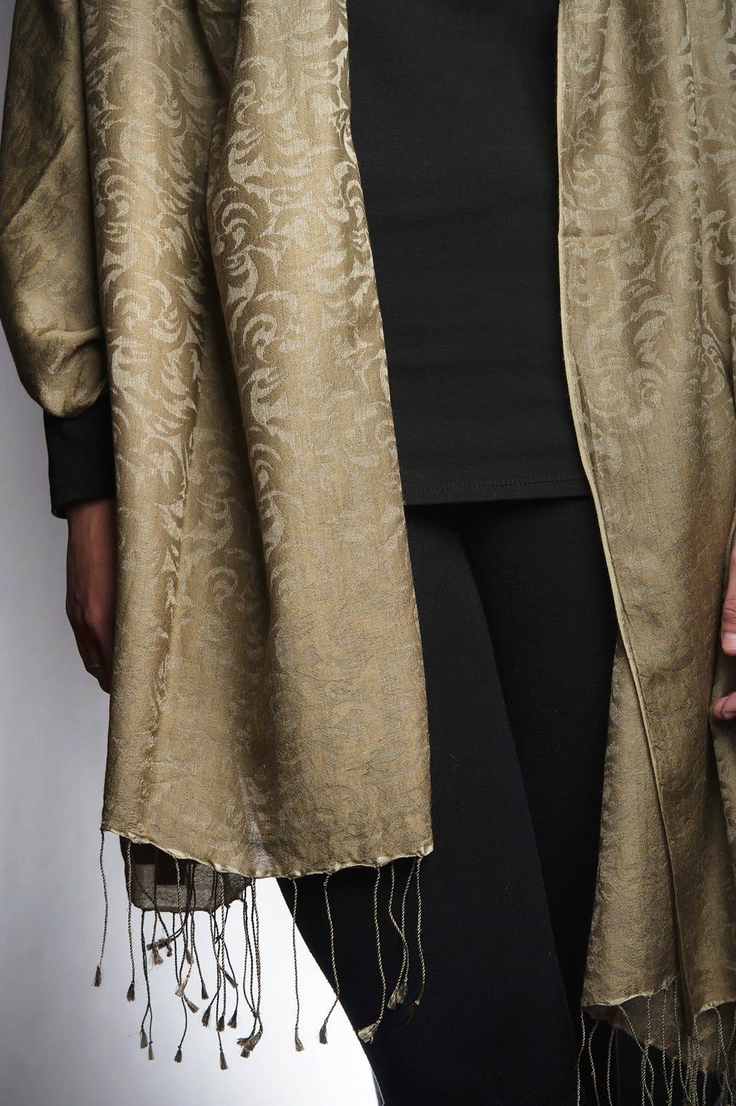 Didi Bahini Fair Trade - Wholesale Wrap - Women's - Luxurious Merino Pashmina Shawl2