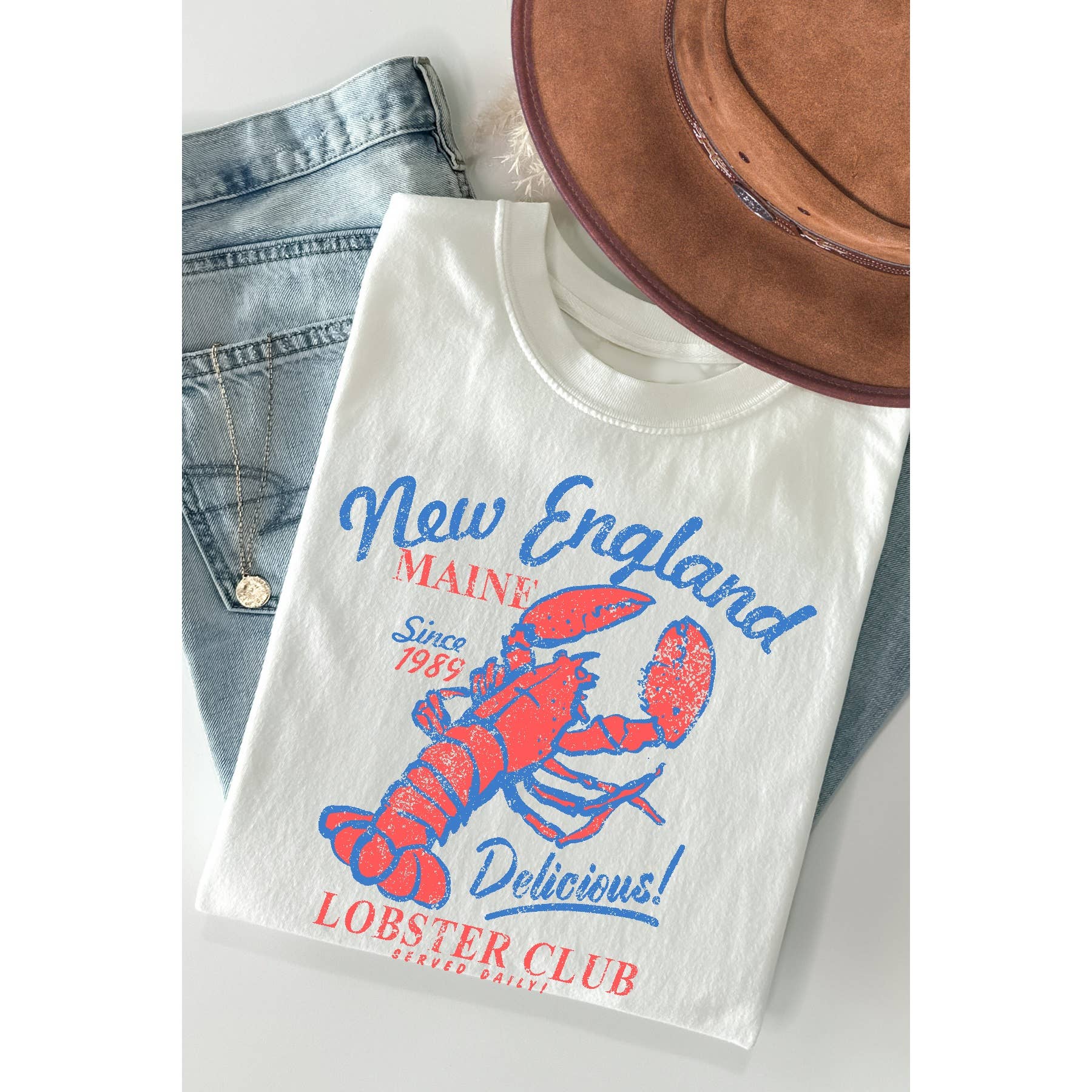 Amused by Blue - Wholesale T-Shirt (Graphic) - Women's - New England Lobster Club Short Sleeve T Shirt0