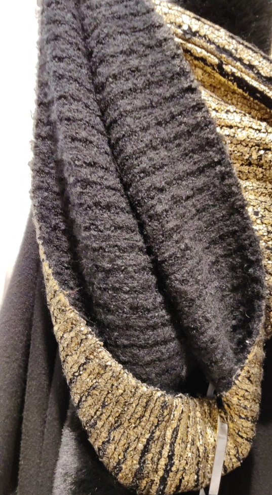 LOOWIE - Wholesale Knit Sweater - Women's - MCG Metallic Gold Warm Cozy Round Neck Knit Sweater1