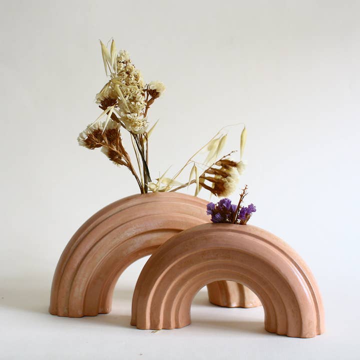 Jenni Oh Crafts - Wholesale Vase - Semi Circle Flower Vase in Assorted Colours and Sizes