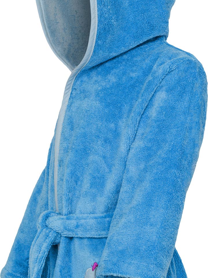 Bademantel mit Dino-Zacken auf Kapuze, blau für den Großhandel von Smithy by Dagmar Nelk
