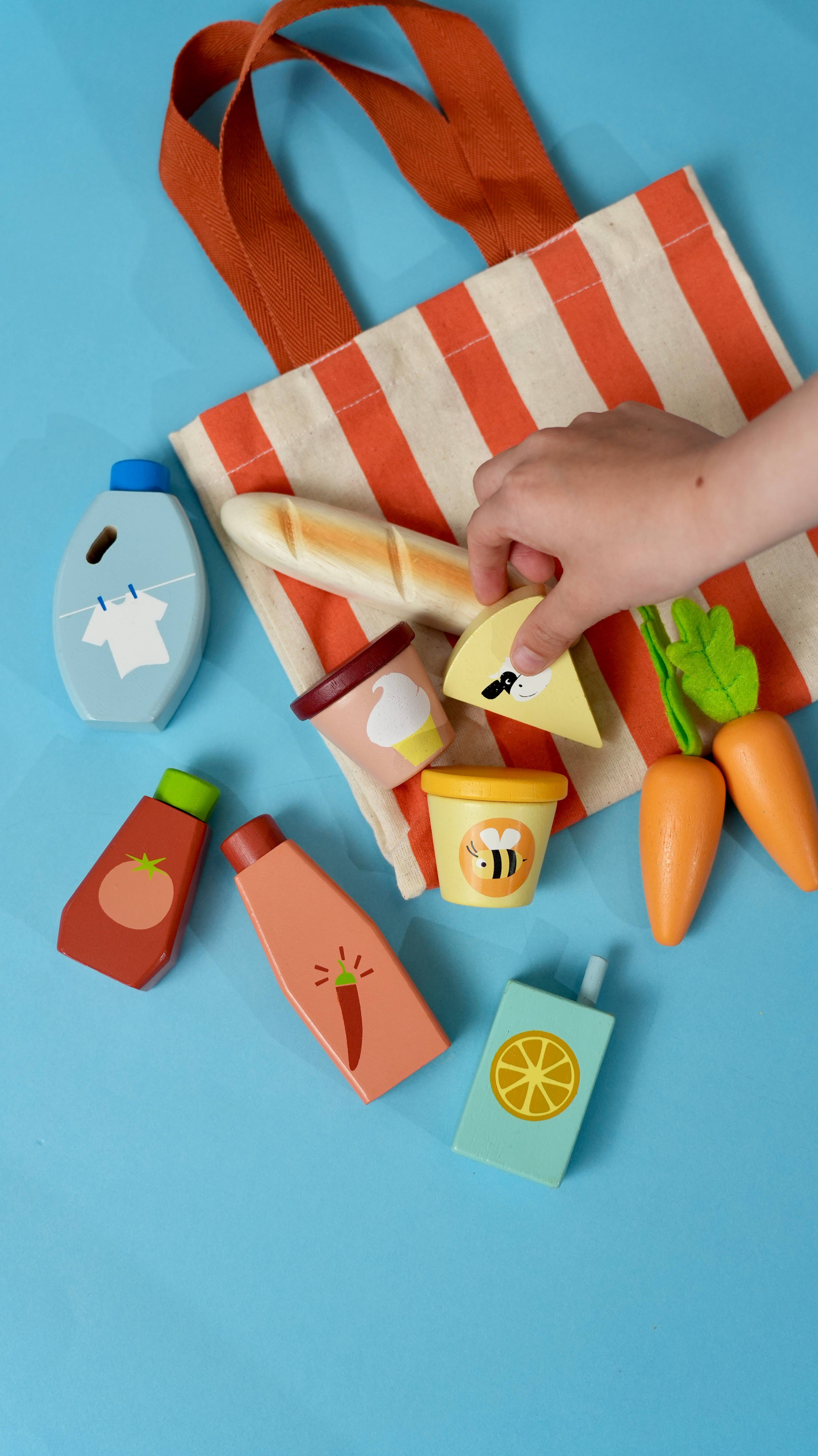 ThreadBear Design UK/EU – wholesale Toy set – Kids – Mentari Bargain Grocery Bag4