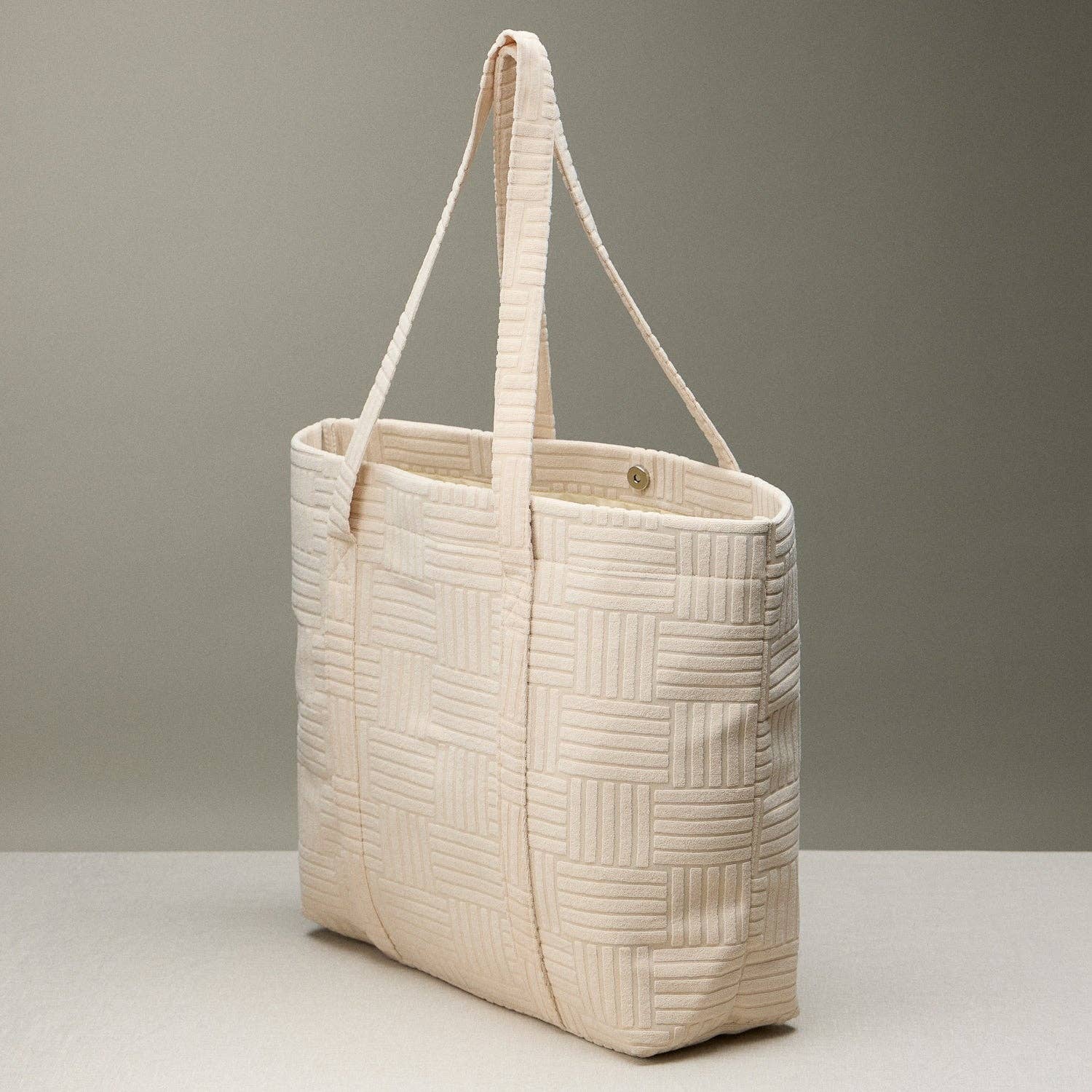 Frem - Wholesale Tote Bag - Women's - Quilted Tote Bag with Woven Texture9