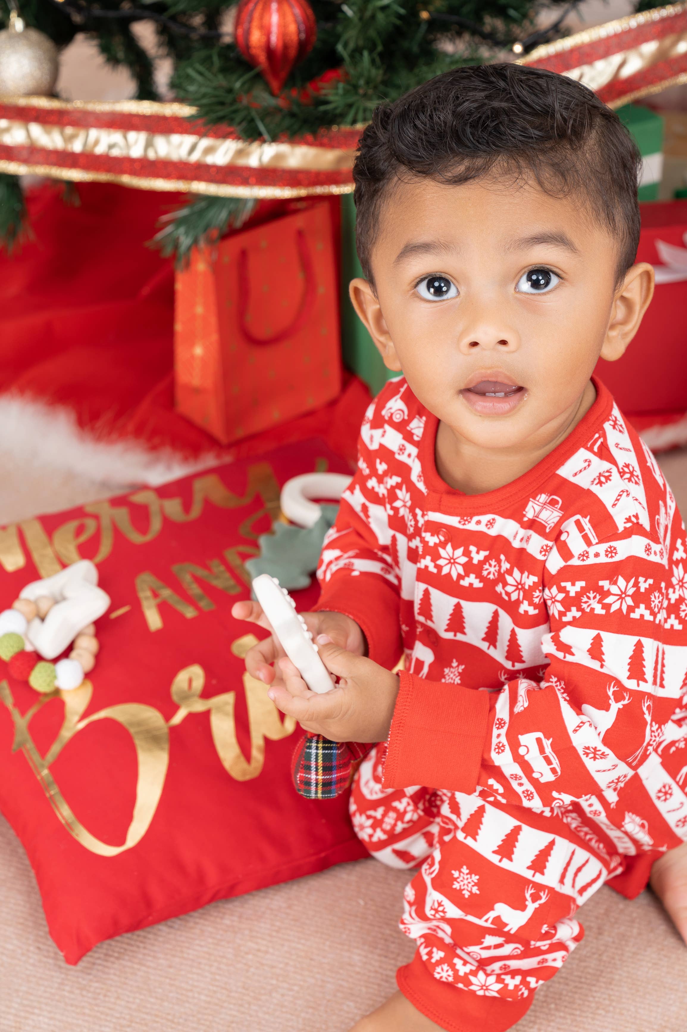 Tikiri Toys LLC - Wholesale Teether (Not Clip-On) - Baby - Holiday Star Natural Rubber Teether w/Wooden & Crochet Balls3