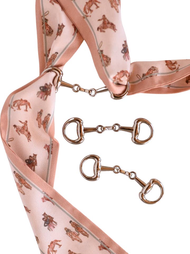 Acessório deslizante para lenço Twilly Snaffle Bit em "Prateado" por atacado de Tirzah Lane Art