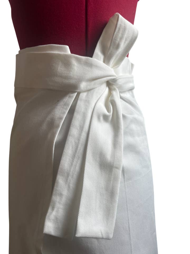 End of roll White Cotton Denim Wrap Midi Skirt for wholesale by ZEROBARRACENTO