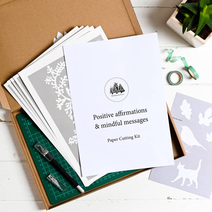 My Papercut Forest - Vente Kit de bricolage - Kit de découpe de papier bricolage affirmation positive, kit d'artisanat pour adultes2