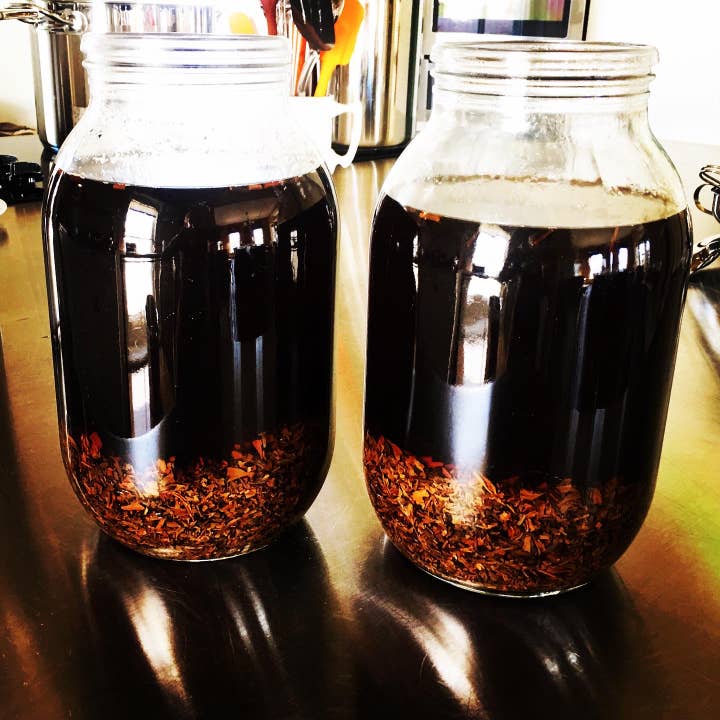 les collines - Wholesale Preserves - Rhubarb Preserve with Vanilla Bean + Earl Grey4