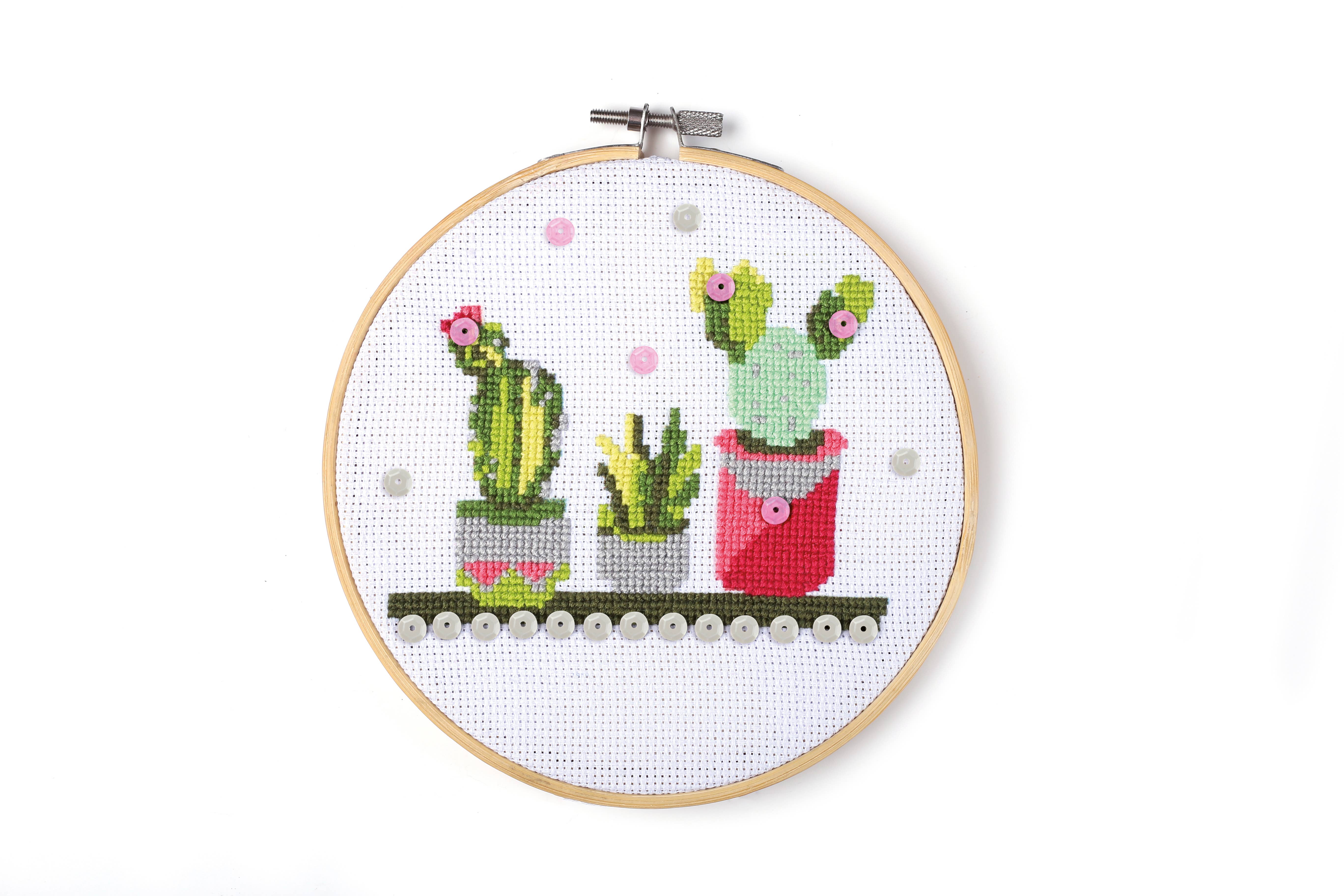 Graine Créative - Wholesale Craft Sewing Kit - CACTUS WOODEN EMBROIDERY DRUM KIT Ø 155mm5