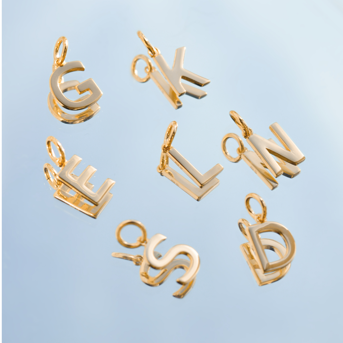 The Little Keepsake Company – wholesale Individuell berlock/hänge – Alfabetet 'Z' Berlock I Roséguld1