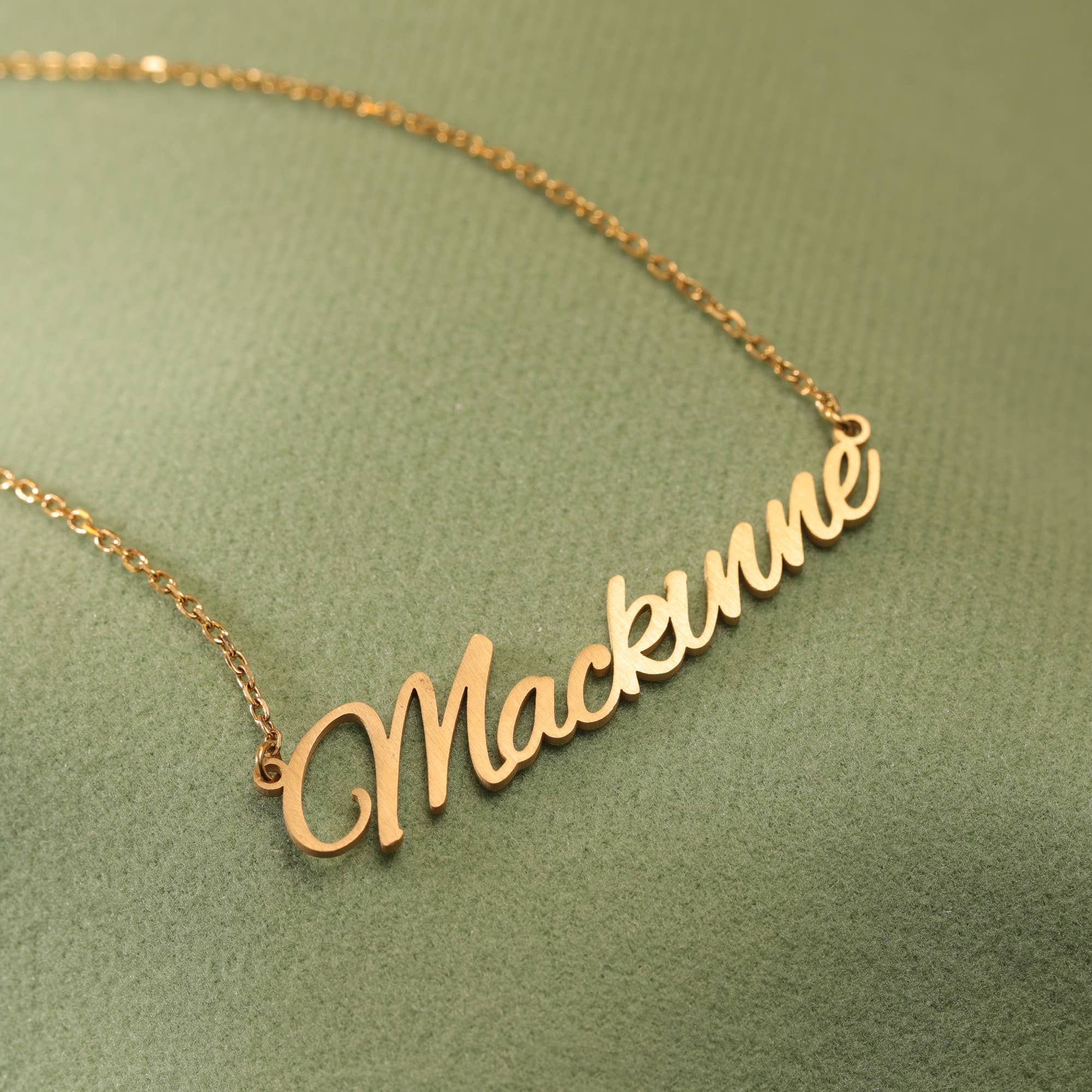 Bornagain Club - Wholesale Pendant/Charm Necklace - Custom Any Name Necklace Personalized Jewelry—4E2F6E0C11