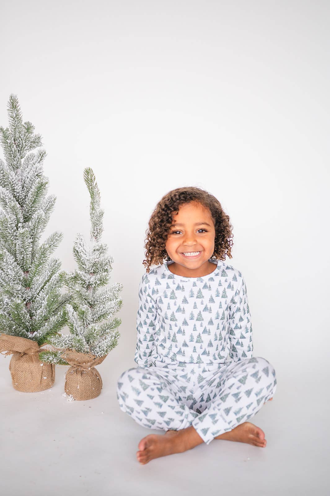 Gaia Baby Goods - Vendita all'ingrosso Pigiamino - Neonati - Pigiama per bambino in cotone organico con alberi di Natale2