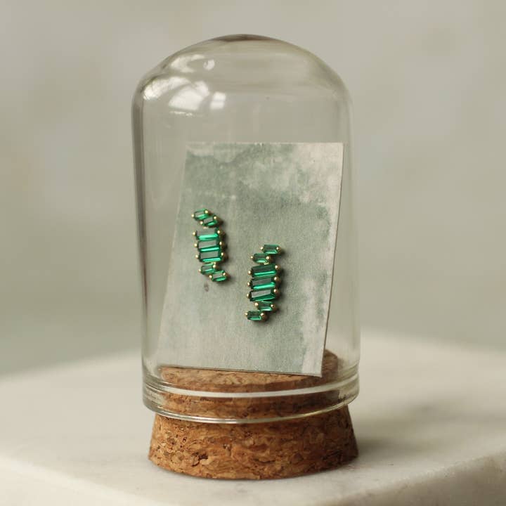 Silk Purse, Sow's Ear โ wholesale Stud/post earrings โ Emerald Green Ladder Baguette Stud Earrings1