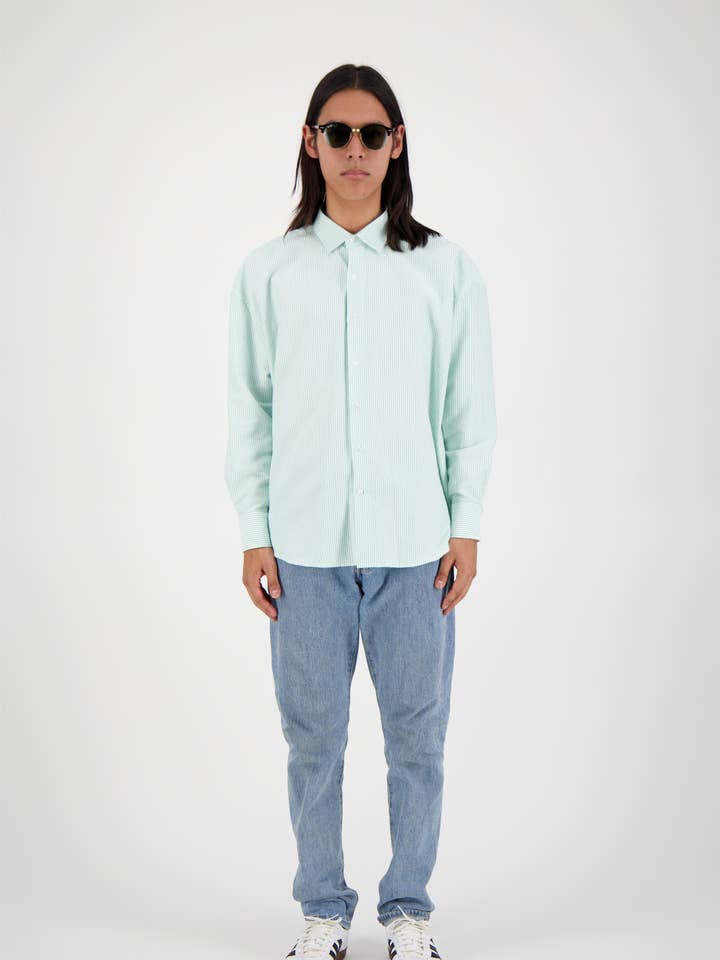 Maglia TOMMY per la vendita all'ingrosso da parte di SIMPLIFIER