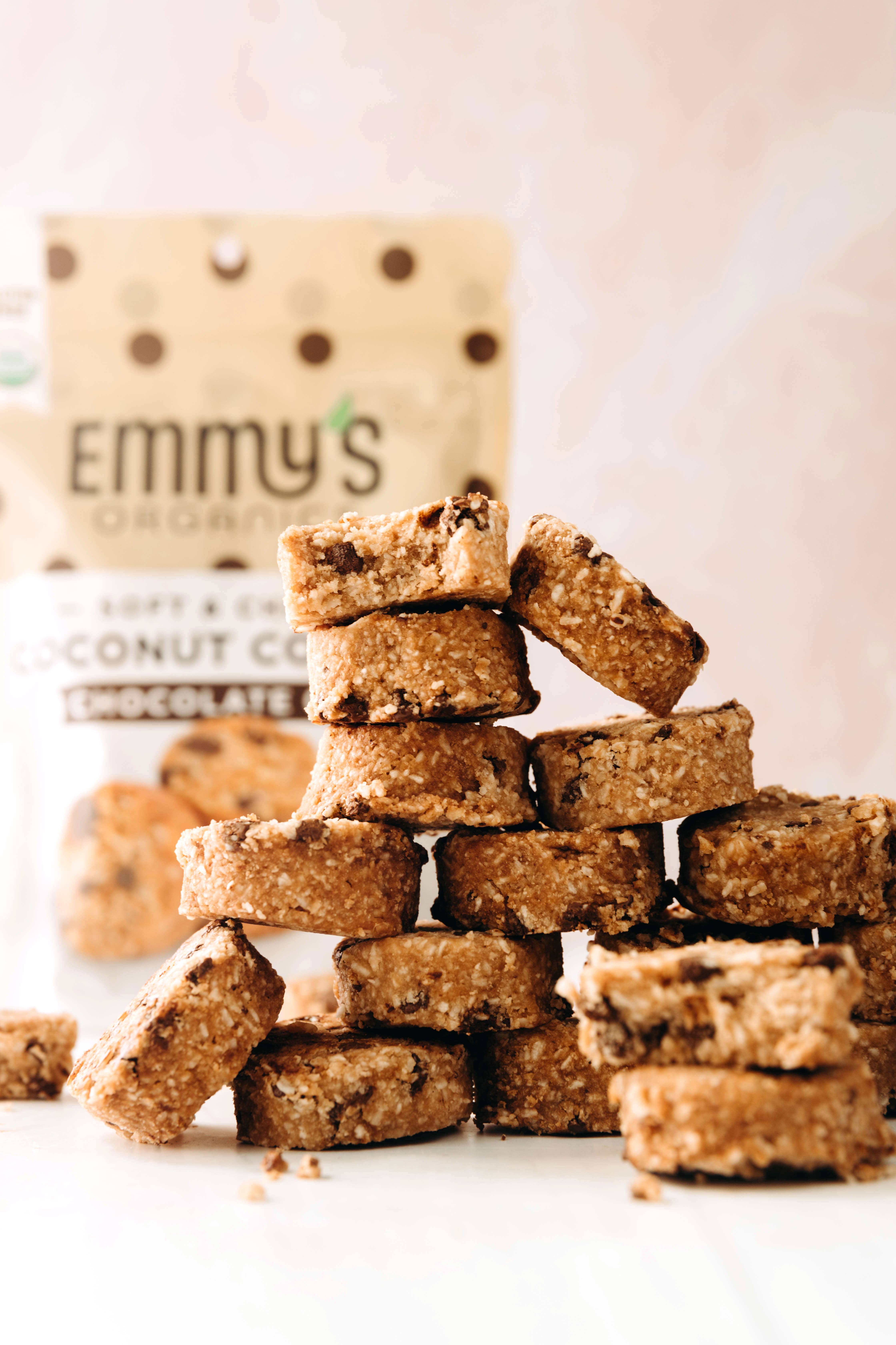 Emmy's Organics - Wholesale Cookie - Chocolate Chip Coconut Cookies 6oz Master Case (32 units)2
