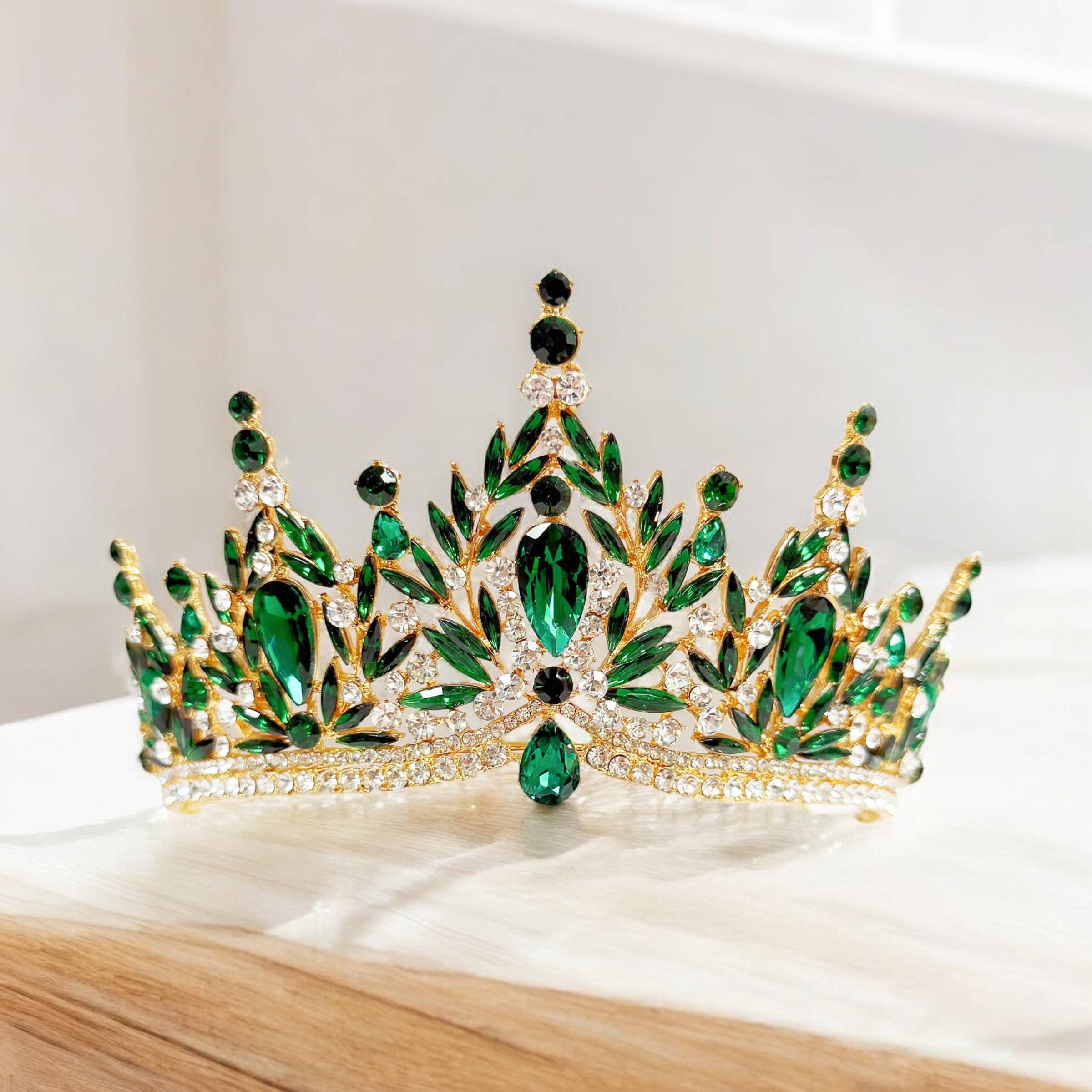 Happy Dream Gifts - Wholesale Tiara - Dames - Kristallen tiara, groene kroon, Victoriaanse tiara, kristallen kroon0