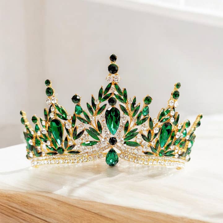 Happy Dream Gifts – wholesale Tiara – Women’s – Crystal tiara, green crown, Victorian tiara, Crystal crown0