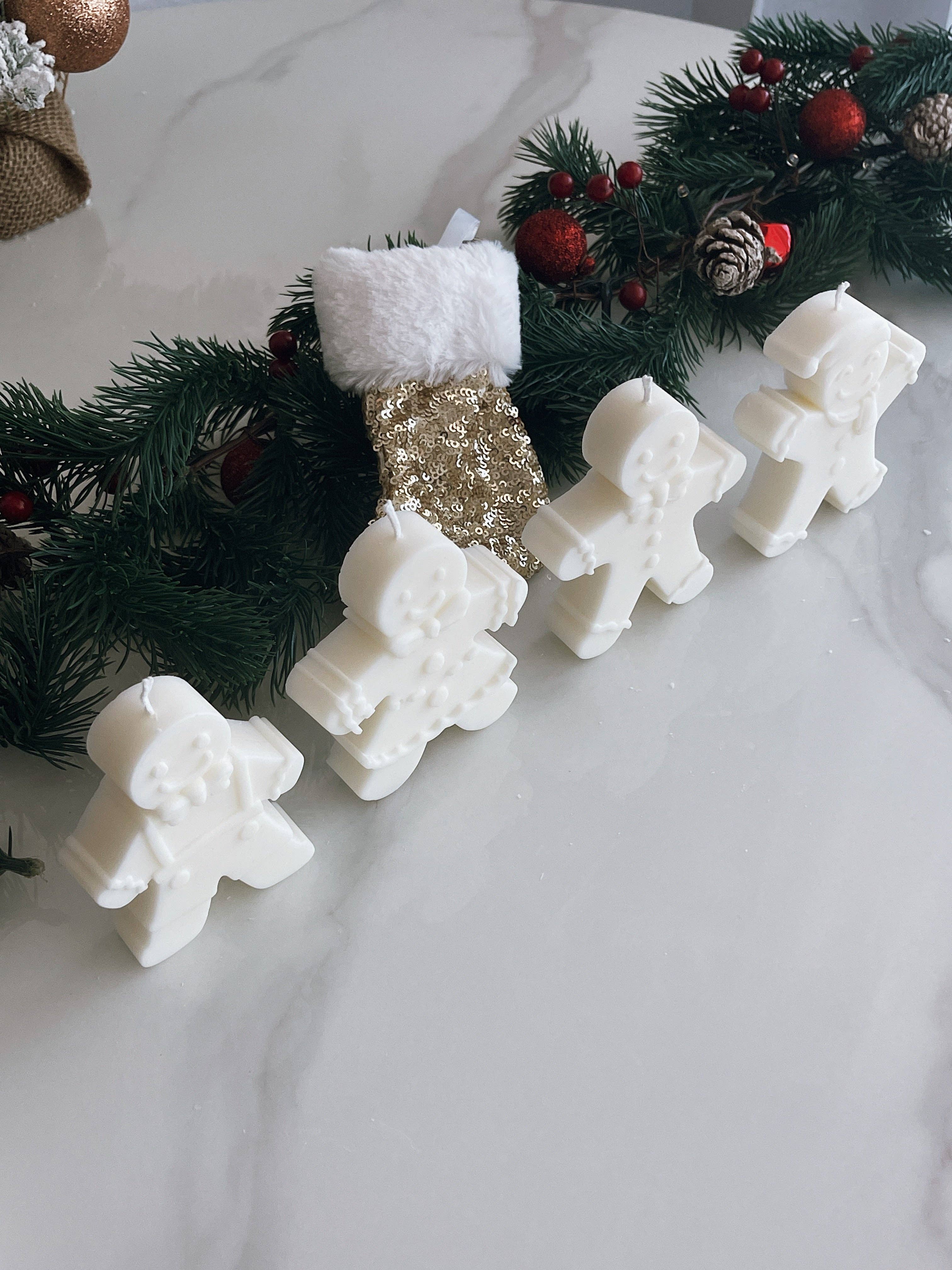 Hi Sunday Collective - Wholesale Novelty Candle - GINGERBREAD FAMILY SET1