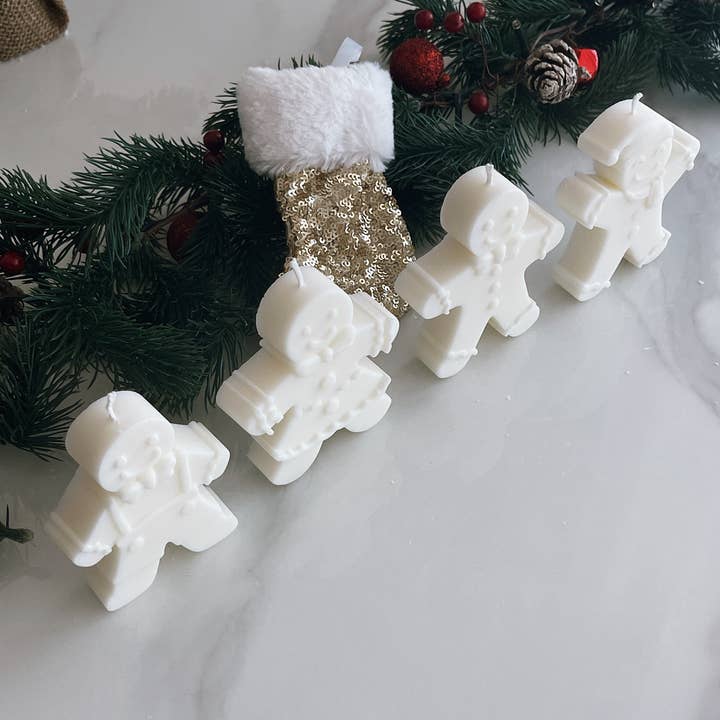 Hi Sunday Collective - Wholesale Novelty Candle - GINGERBREAD FAMILY SET1