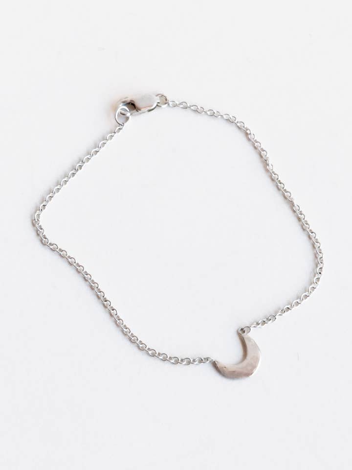Bracciale a Mezzaluna d'Argento Celestiale per la vendita all'ingrosso da parte di Moon + Arrow