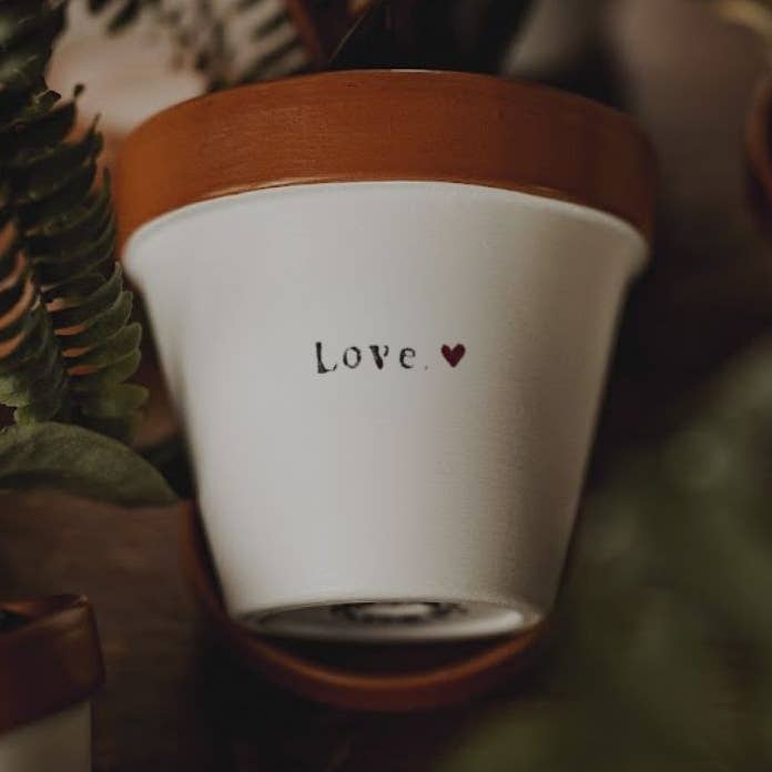 Joli Pot - Wholesale Plant Pot - Flowerpot, pot cover “Love. ♥”0