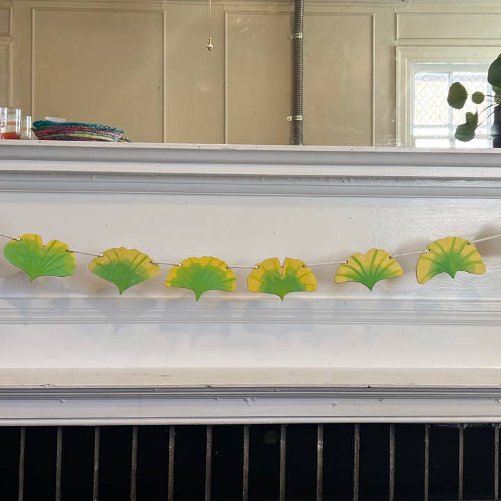 Kit de guirlande de feuilles de ginkgo pour la vente par Roaming Druggist Shop