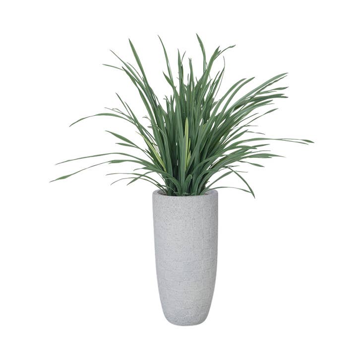 Gazon artificiel de 50,3 pouces dans une grande jardinière beige pour la vente par Vintage Home