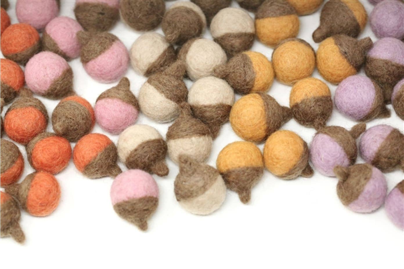 The Felt Pod – wholesale Dekorativt bordsobjekt – Filt ekollon höstdekoration7