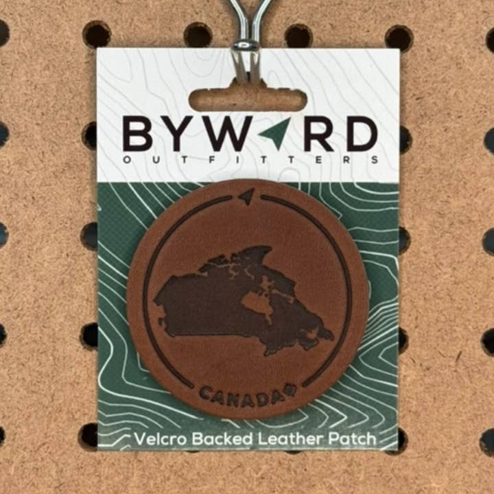 Patch en cuir Canada avec velcro pour la vente par Byward Outfitters