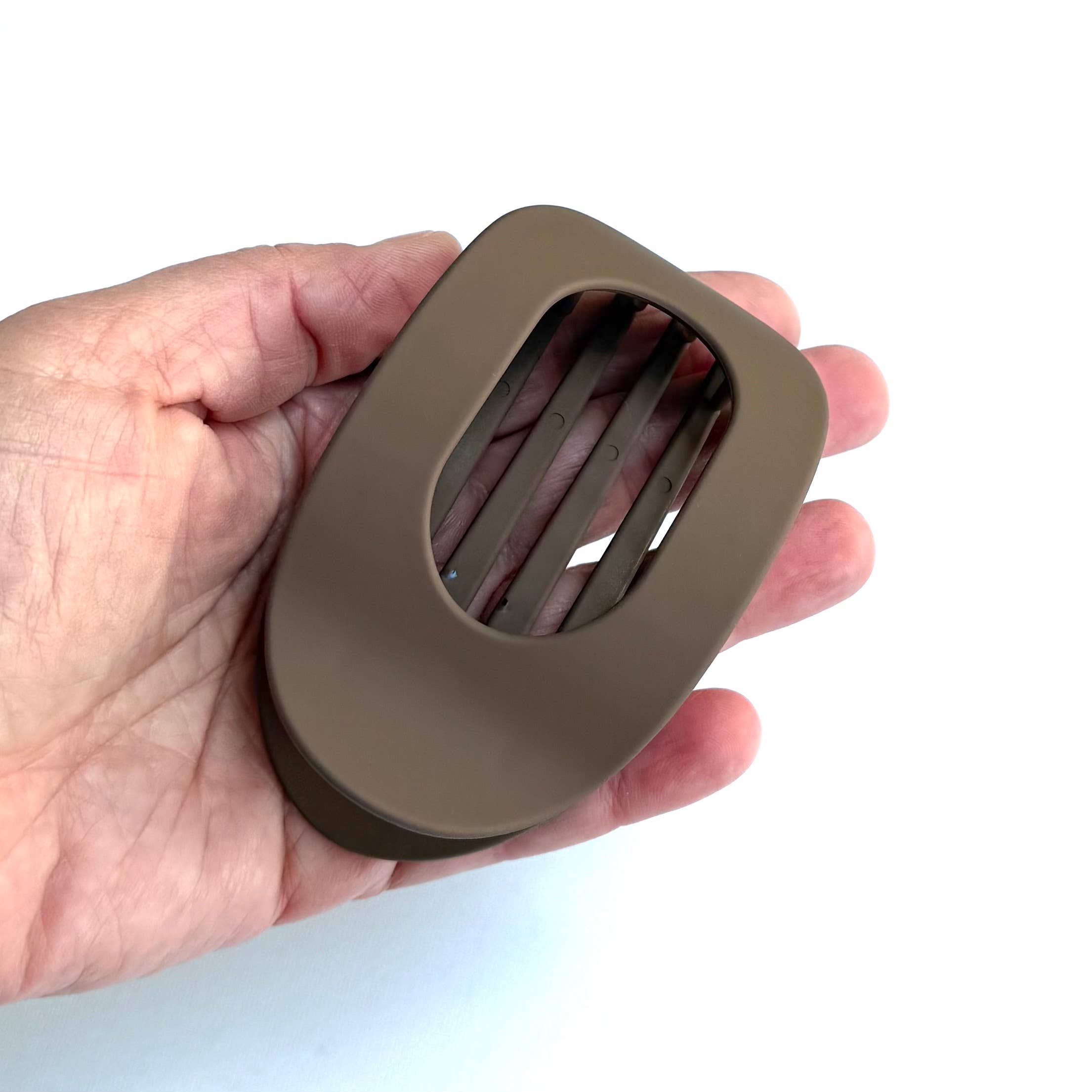 iconic mi – wholesale Hair clip – Women’s – Flat Oval Hair Clip Accessory Dark Brown Hair Claw    2