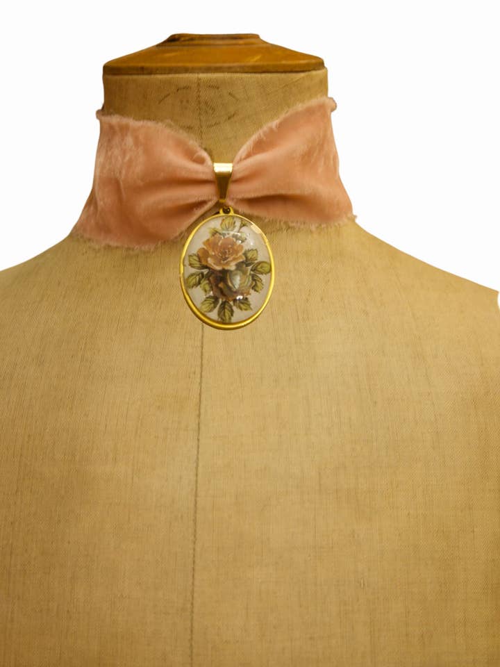 Gargantilha de veludo de seda rosa - Saxe por atacado de Fascinato