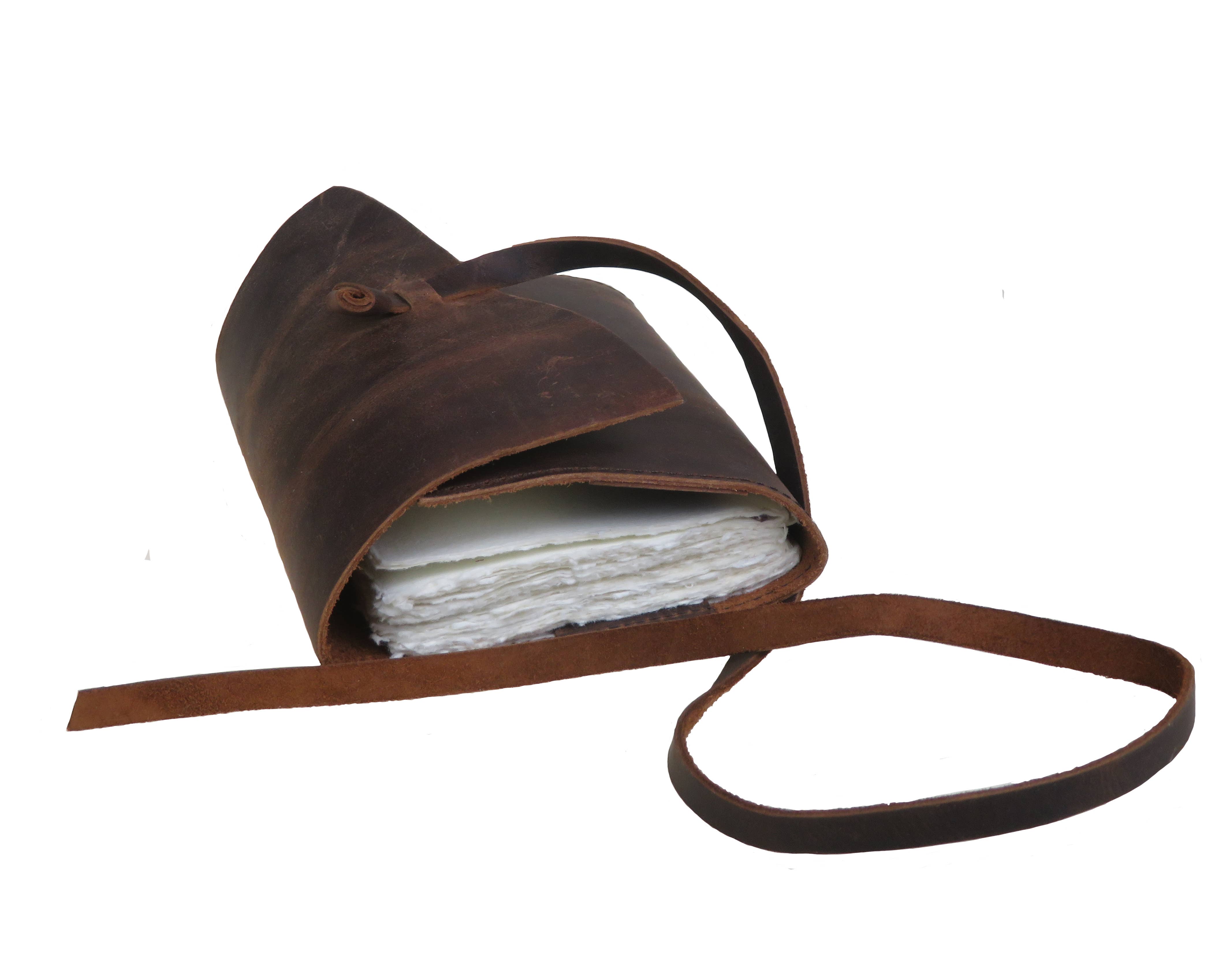 Epigram – wholesale Notebook – Oiled leather notebook with handmade parchment paper inside1