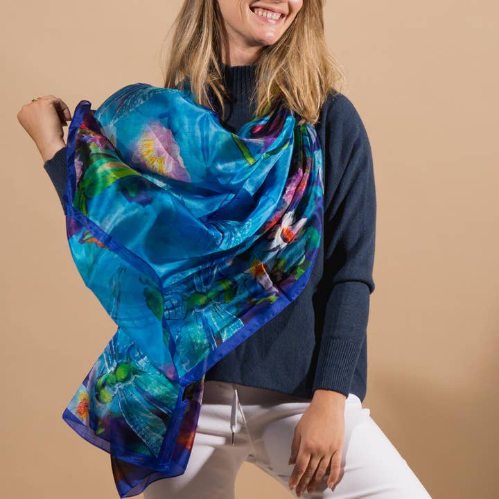 Dragon Fly Stor Silketørklæde for engroshandel hos Tilley & Grace