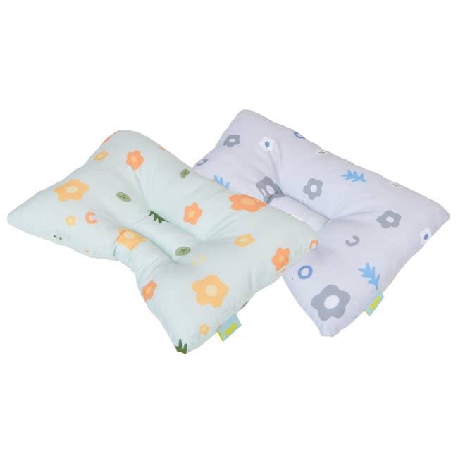 Coussin douillet Olchi Flower (OAWA-AU6482) pour la vente par Olchi