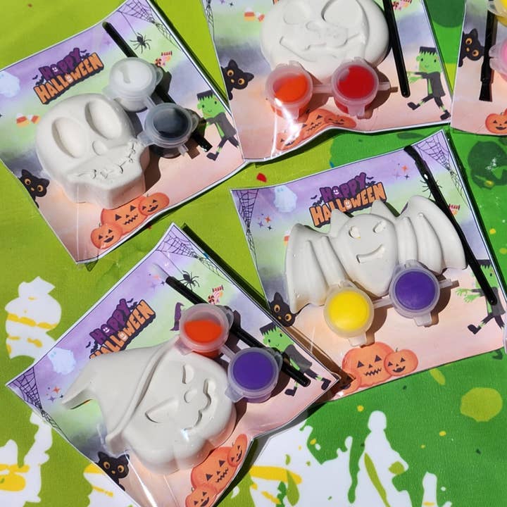 Snazzy Crayons - Wholesale Party Favor - Halloween Party Paint Your Own Kits , Party Favors5