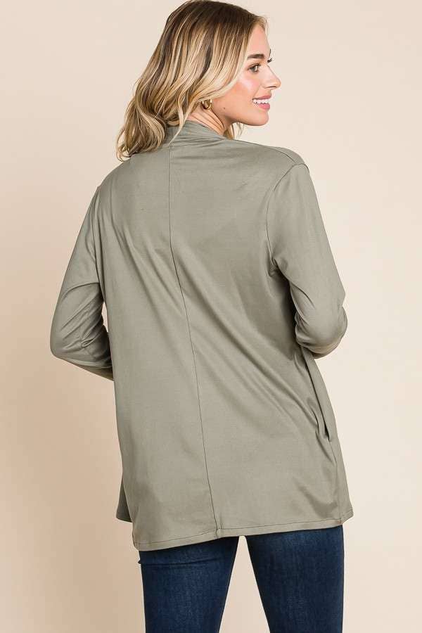 Culture Code – Engroshandel Cardigan - Dame – CRT1167LA - CARDIGAN TOP MED DRAPERET FORSTYKKE OG LANGE ÆRMER9