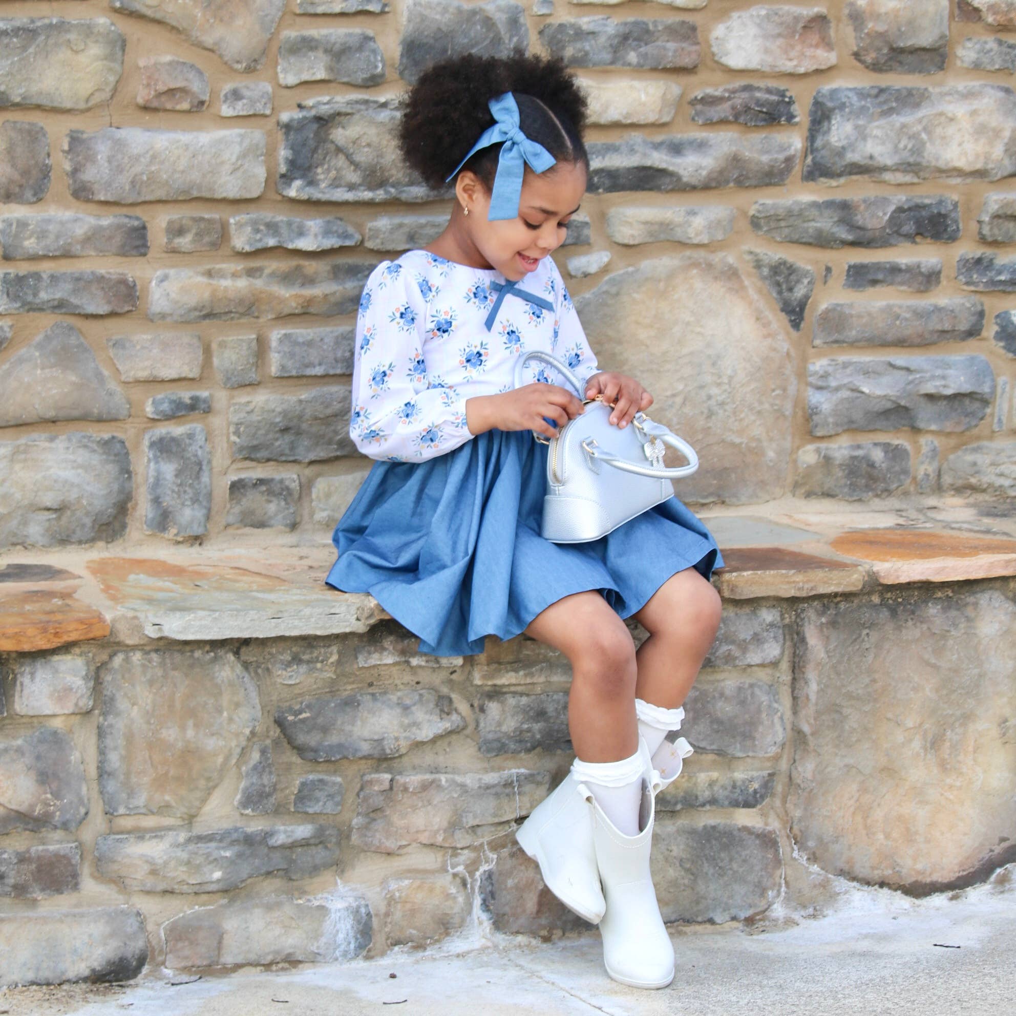 Carrying Kind - Wholesale Crossbody Bag - Kids - Charlotte: Closer to Heaven Edition1