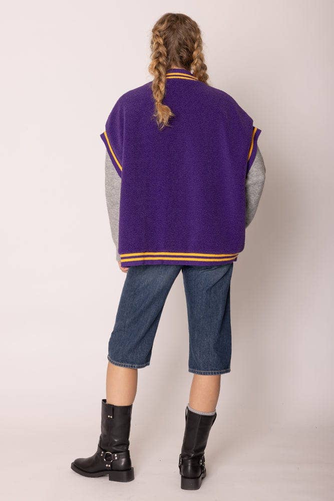 MiMi Wholesale - Wholesale Outerwear Vest - Women's - QCV420019 College Colors Sherpa Varsity Vest9